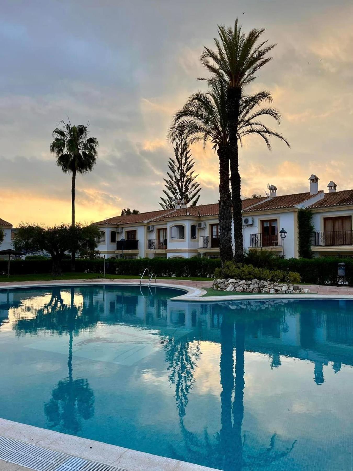 Apartamento Esquina Verde En Vera Coast Playas de Vera Екстер'єр фото